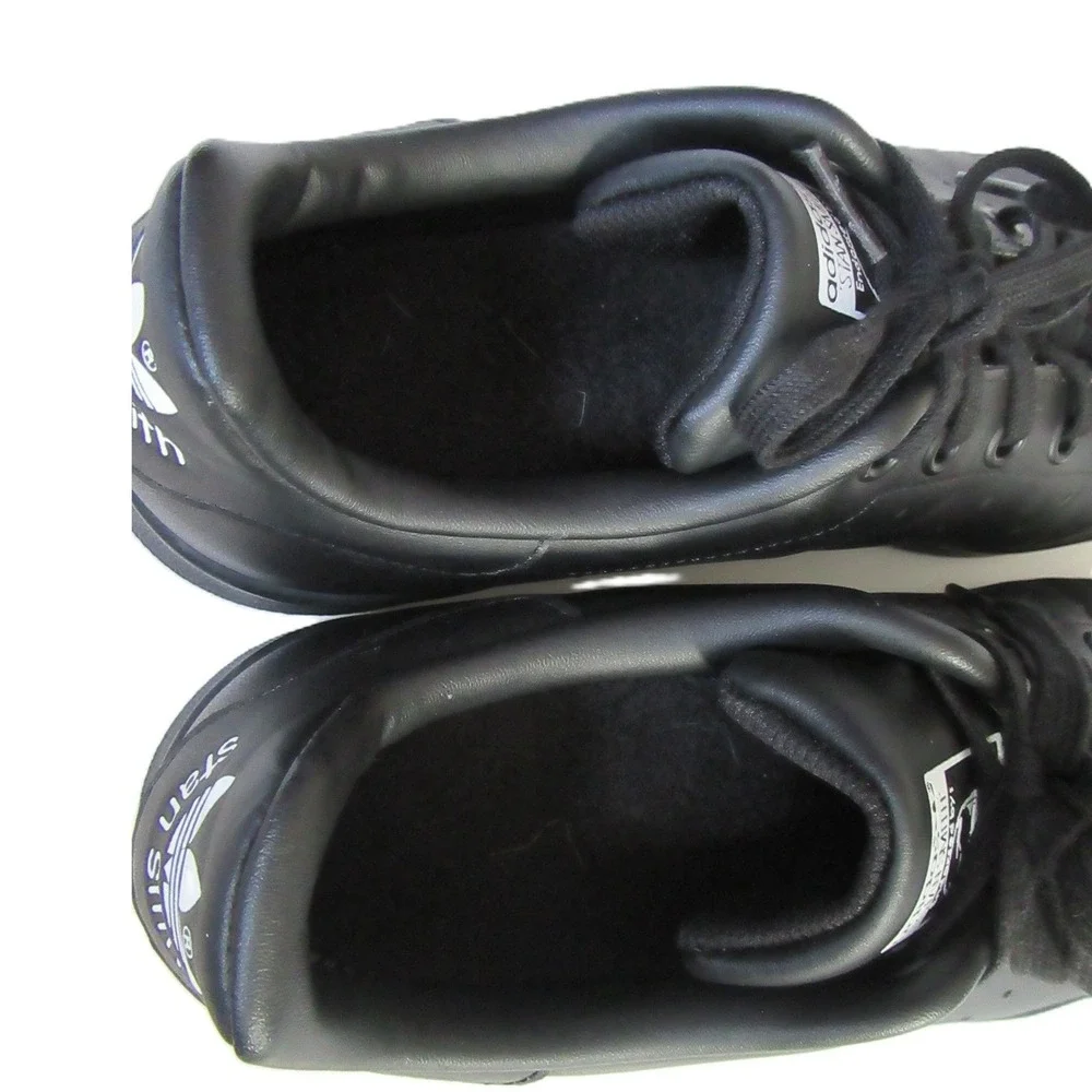 Adidas Stan‎ Smith Black Leather Minimalist Unisex Streetwear Sneaker Size 7